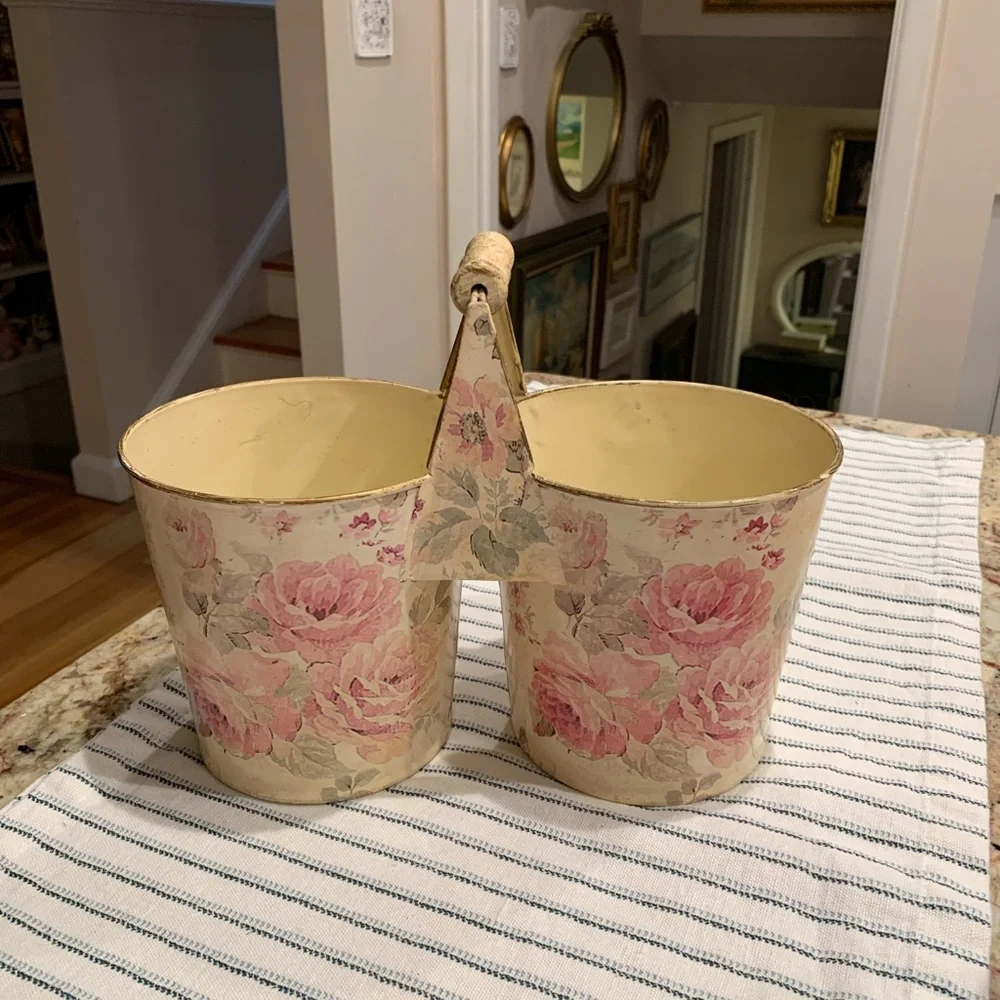 French Country Design Floral Dual Bucket